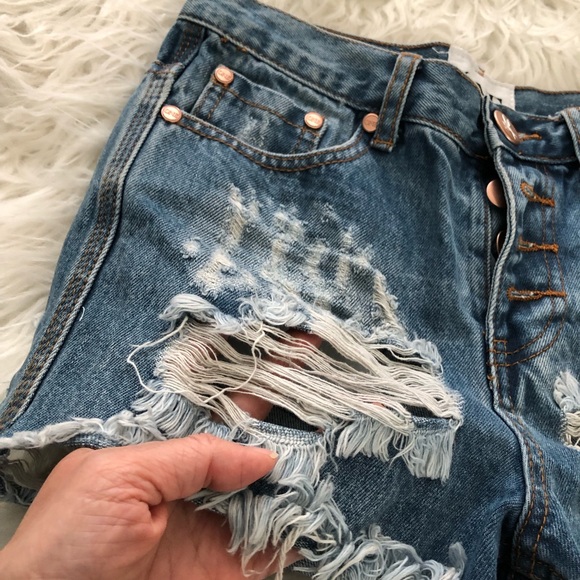 One Teaspoon Distressed Blue Denim Shorts - Picture 5 of 10